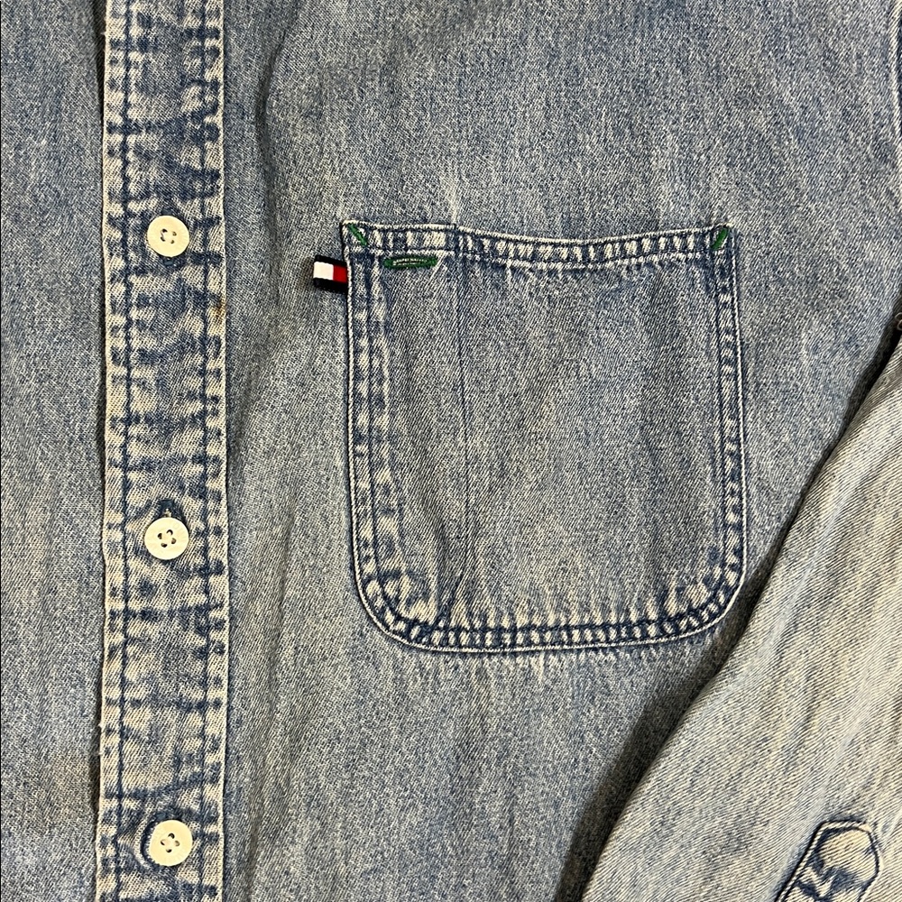 Vintage Tommy Hilfiger Classic Wash Blue Denim Shirt Button-Up Sz L - Picture 3 of 9